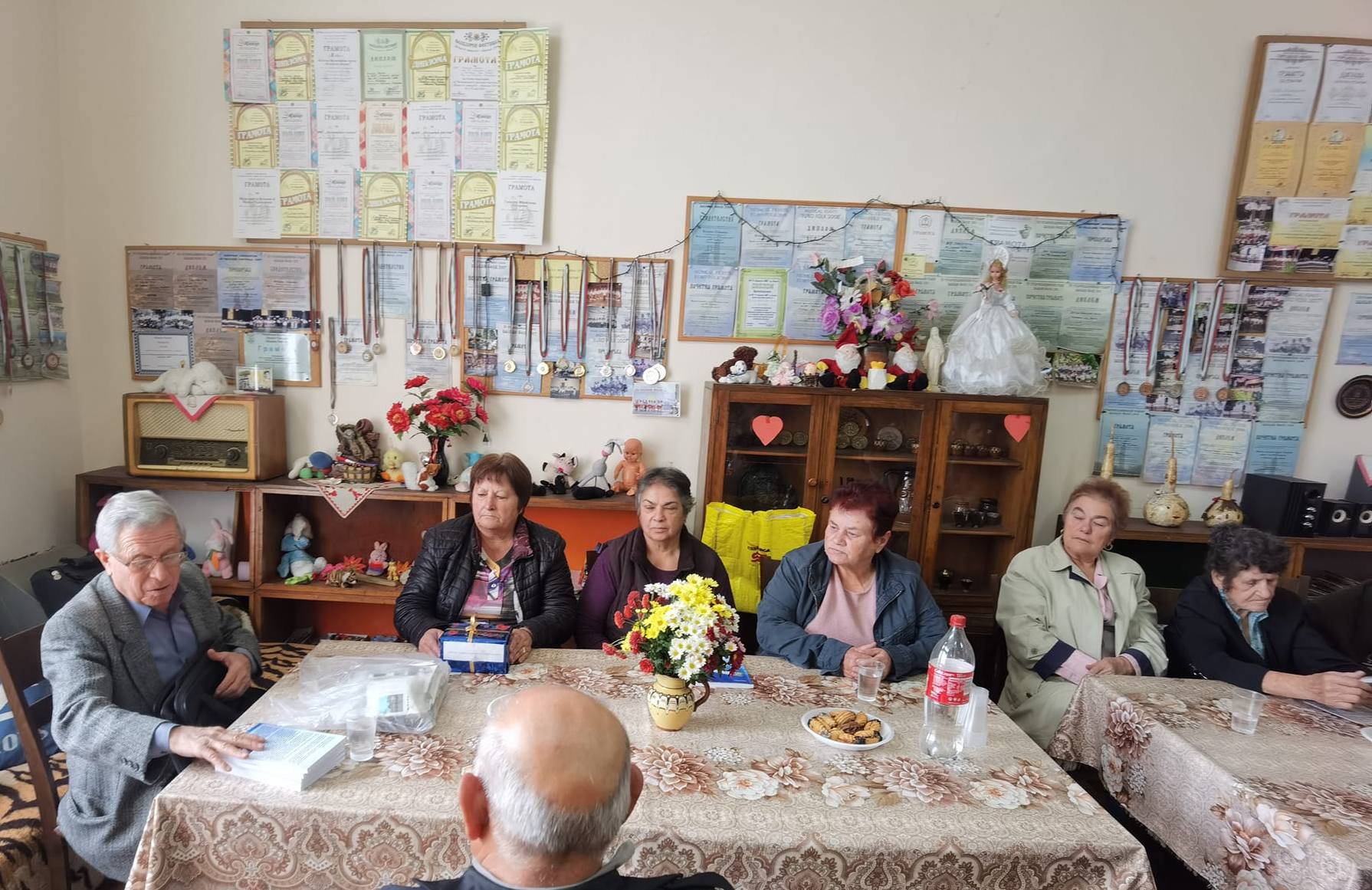 В Асеновци се проведе среща-разговор със съвременния будител Георги Янков